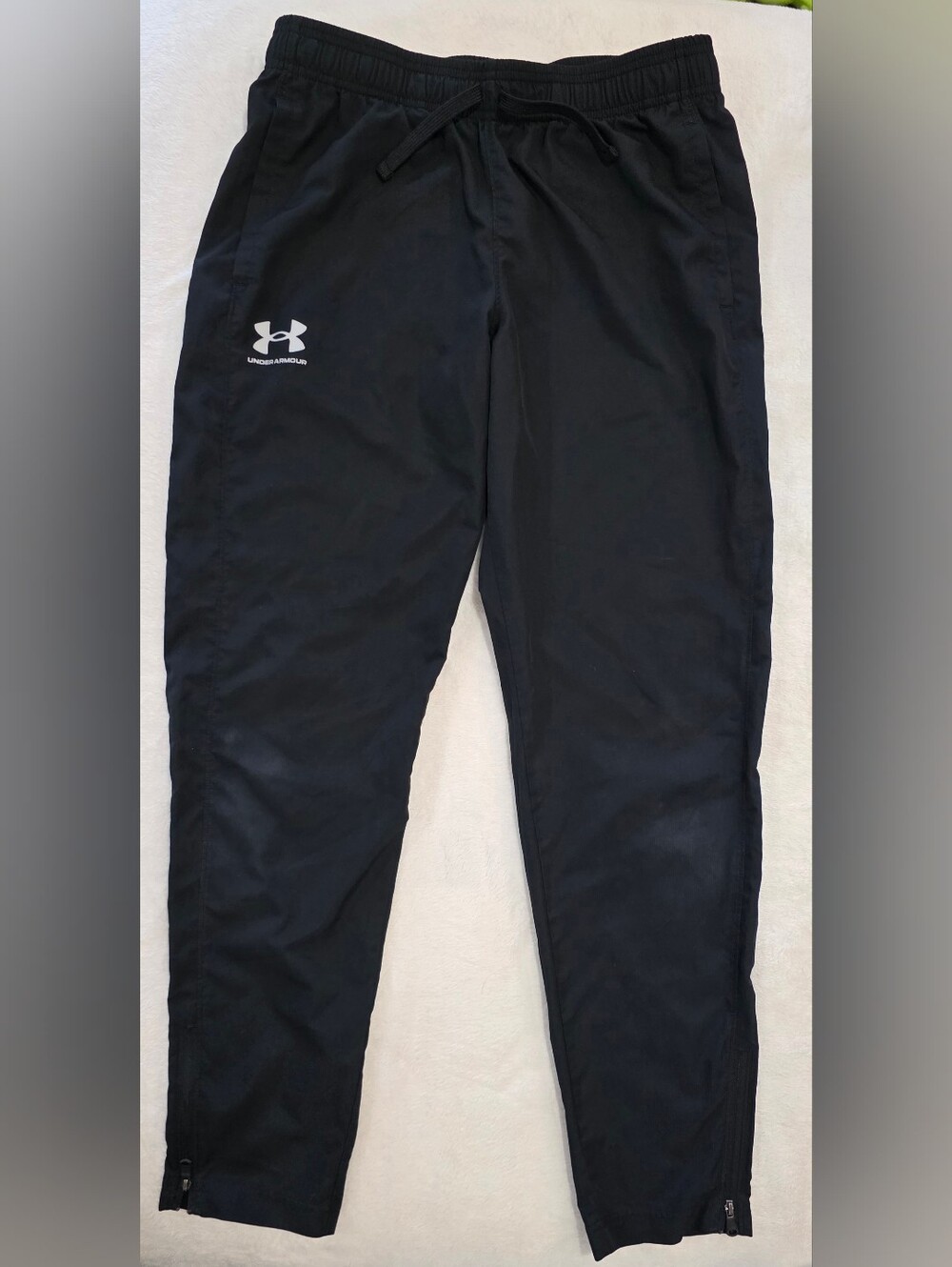 Under Armour Boys’ Sportstyle Woven Pants – Style #13701841